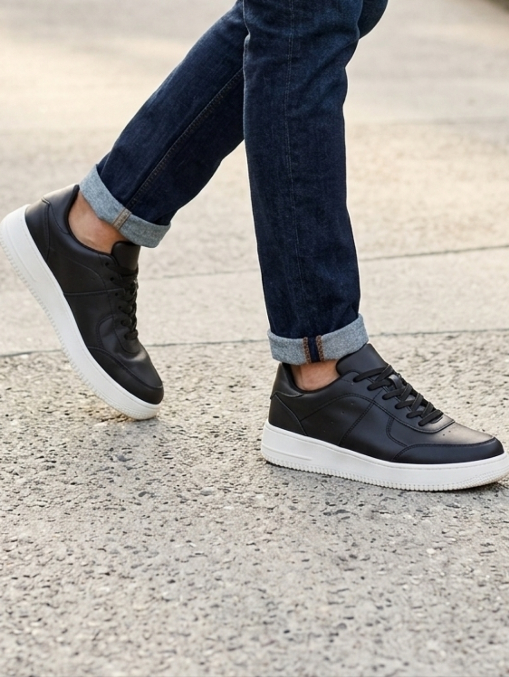 Black white sneakers